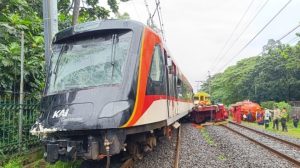 Kereta Bandara Tabrak Truk, Lalu Lintas Di Atur Ulang