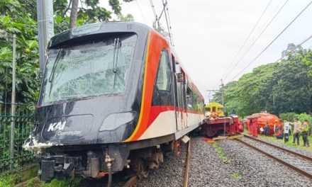Kereta Bandara Tabrak Truk, Lalu Lintas Di Atur Ulang