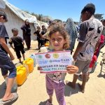 Aksi Haru Warga Gaza Sambut 15.000 Sembako Dari BAZNAS