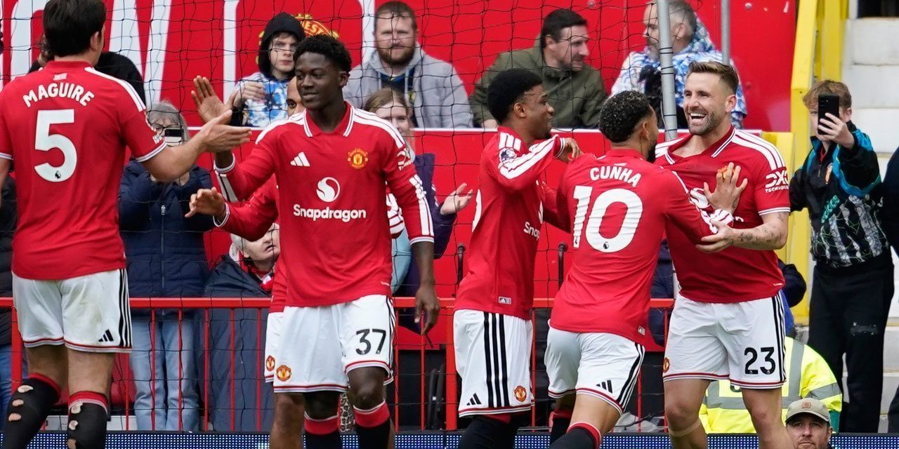 MU Tumbangkan Forest 3-2, Carrick Puji Konsistensi Luke Shaw