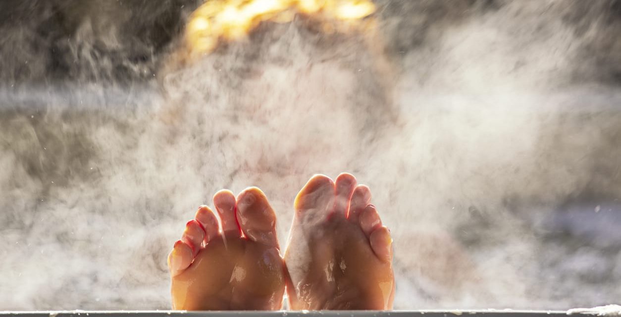 Manfaat Mandi Air Hangat Pada Kesehatan Perut Dan Pencernaan