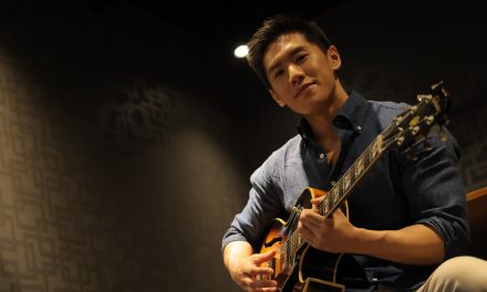 Dokter Ryan Cheung Viral Di Pesawat, Ternyata Musisi Berbakat