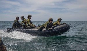 Laut Timur Memanas, Militer Jepang Deteksi Pergerakan Tak Biasa