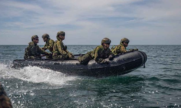 Laut Timur Memanas, Militer Jepang Deteksi Pergerakan Tak Biasa