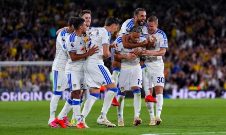 Leeds United Bantai Newcastle 4-1 Dan Tembus Tiga Besar