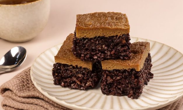 Kue Katirisandi Khas Bugis: Legit Ketan Dan Srikaya Gula Merah 