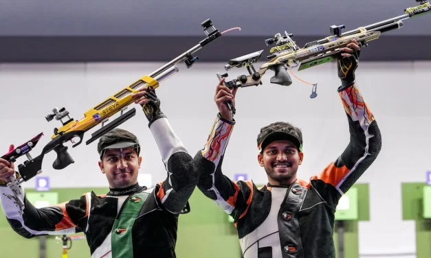 Himanshu Dhillon Sabet Medali Perak Nomor 10m Air Rifle