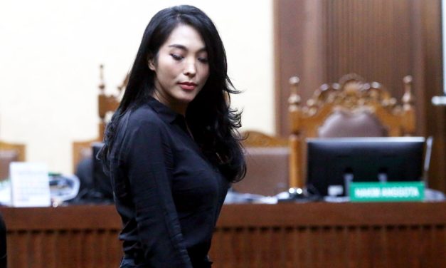 Penundaan Sidang Pedangdut Nayunda Nabila Dipertanyakan